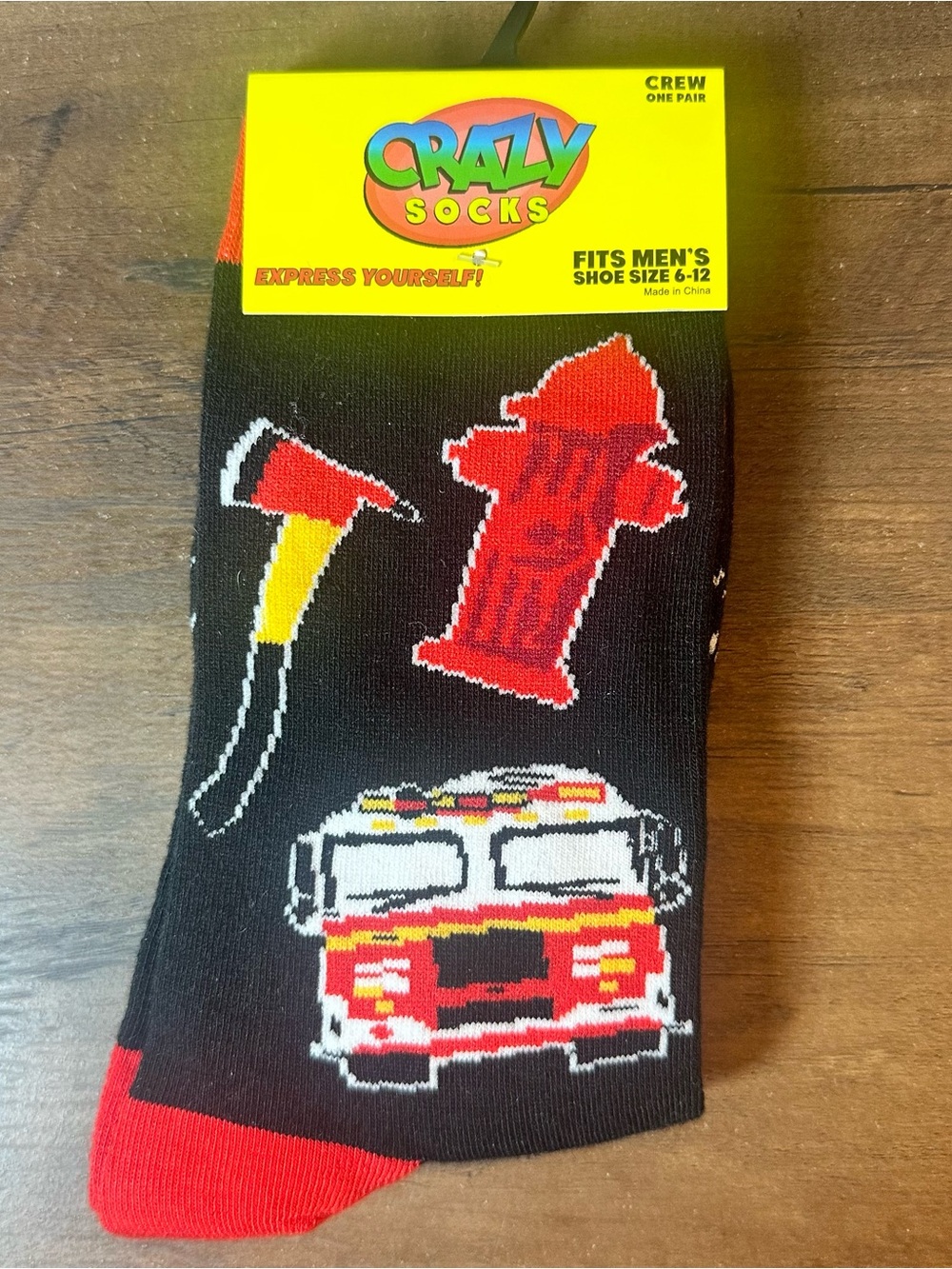 Crazy Socks Men’s Firefighter Theme Crew Socks 1 Pair Fits Shoe Size 6-12 NWT